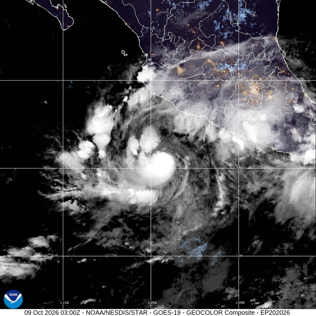 Hurricane Simon strengthens to a Category 2 storm, the National Hurricane Center says